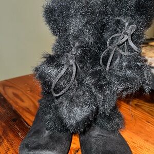 SOLD Black Furry snow bunny boots 7.5
